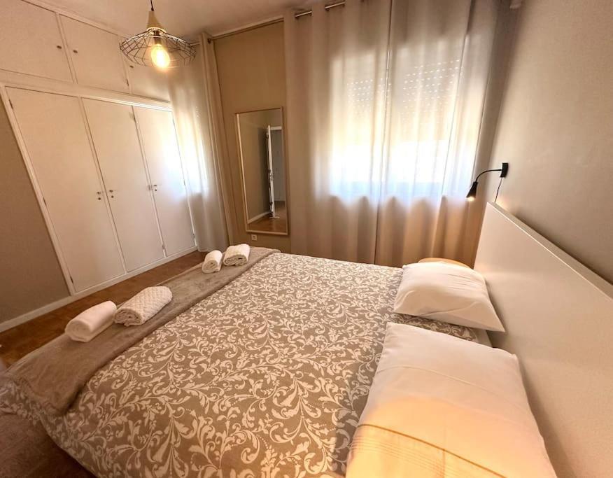 Renovado Com Ac, 2 Wc Completos, Terraco E Garagem Apartment ปอร์โต ภายนอก รูปภาพ