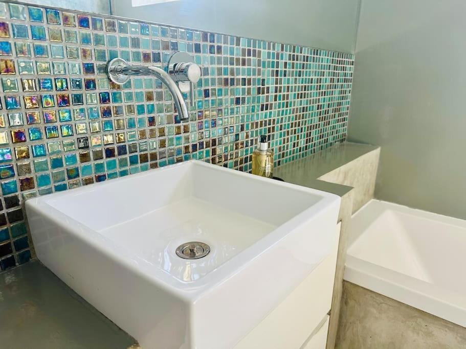 Renovado Com Ac, 2 Wc Completos, Terraco E Garagem Apartment ปอร์โต ภายนอก รูปภาพ